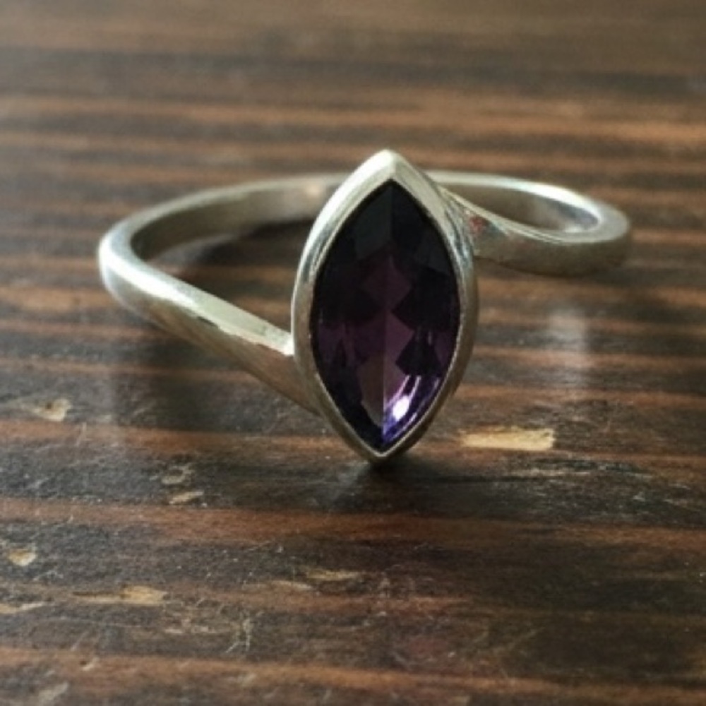 Elegant Sterling Silver and purple gemstone Marquise Ring